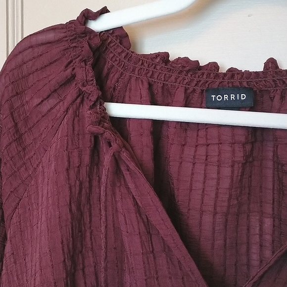 EUC Torrid Size 2X Burgundy Stripe Gauze Lace Up Peasant Top - Picture 9 of 15